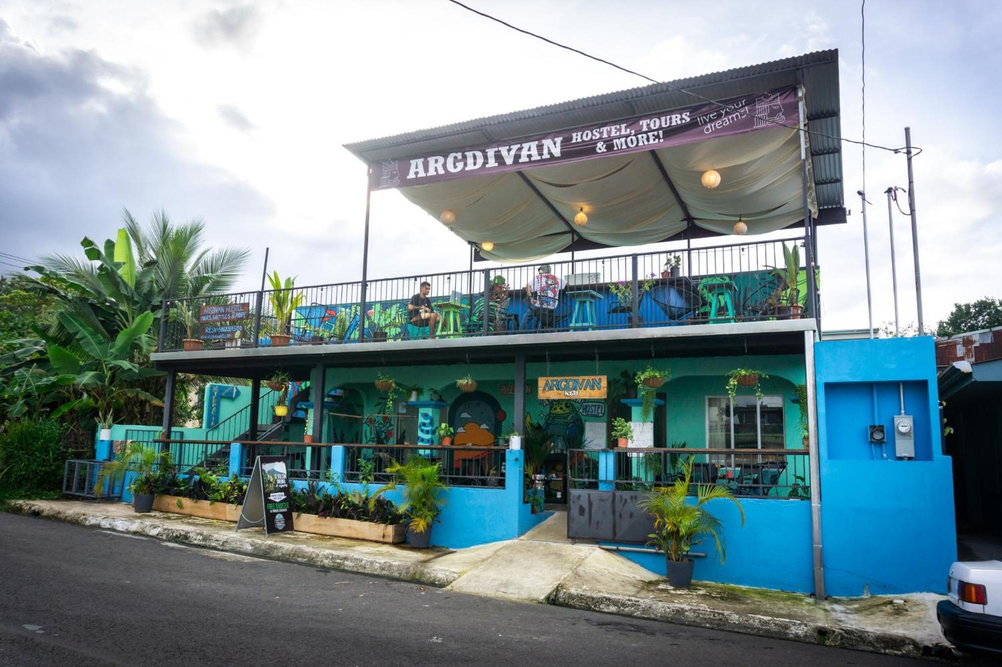 Argdivan Hostel La Fortuna Exterior foto